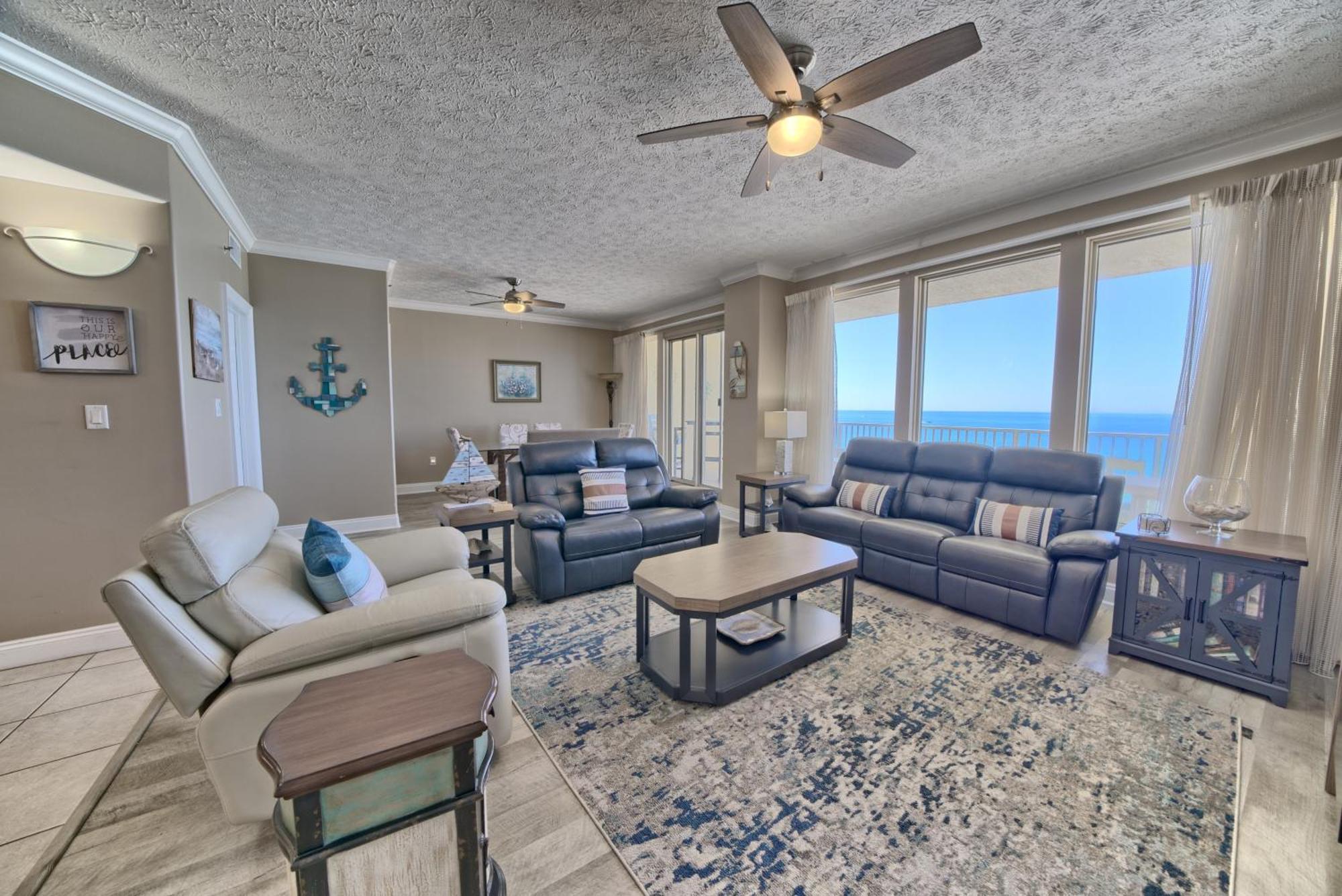 Amazing Tropical With Complimentary Chairs And Umbrellas - Unit 0706 Apartment *
